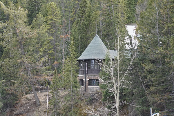 The Waldhaus Banff © Holidays Beckon Pty Ltd