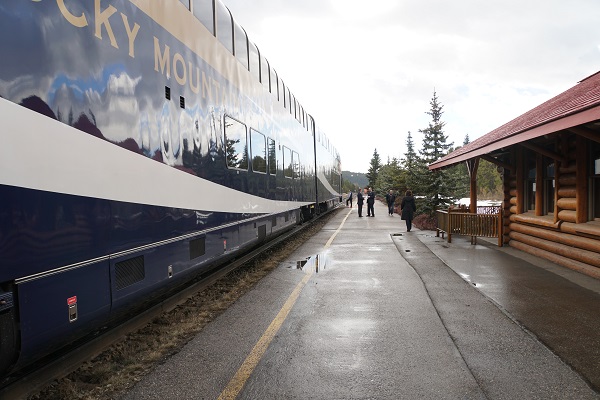Goldleaf dome carriages on the Rocky Mountaineer © Holidays Beckon Pty Ltd
